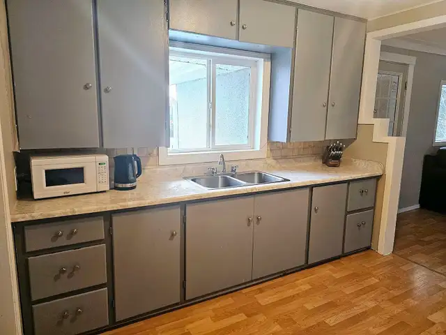 2 Bedroom Rental in Fairview - Pet Friendly - Photo 3