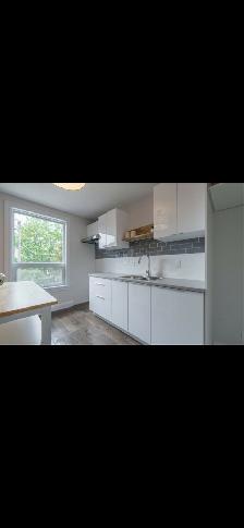 2 bedroom available. - Photo 9
