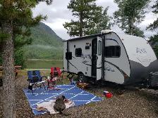 2015 Coachmen Apex 19' Travel Trailer