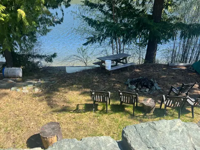 Two Lakefront Properties – Ridge Resort, East Barriere Lake - Photo 10