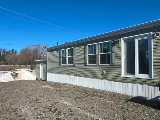 169 Remi Crescent-2 beds/2 baths (Trailer Park) - Photo 2
