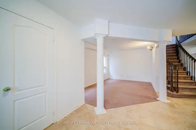 full house oshawa rent 6 parking $3500 entire home - Photo 2