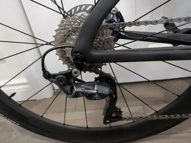 Vélo de route Cannondale (carbone) 56'  Prix: 5200 $ - Photo 4