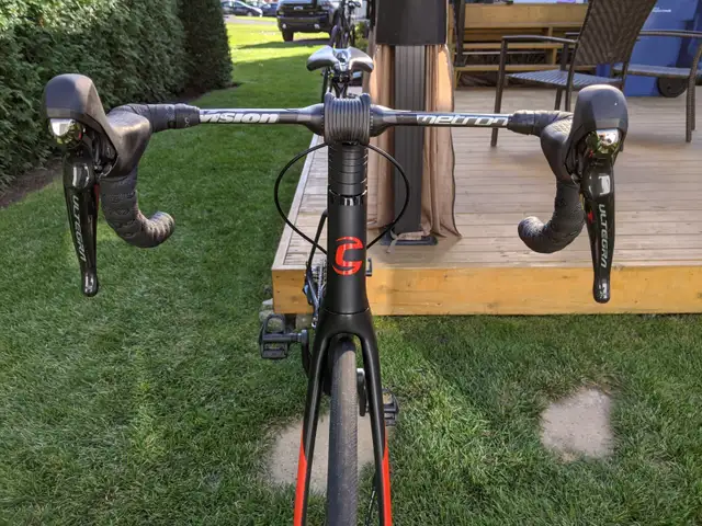 Vélo de route Cannondale (carbone) 56'  Prix: 5200 $ - Photo 7