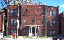 1 bedroom plus Apartment in Bloor West Village - $ 1,795