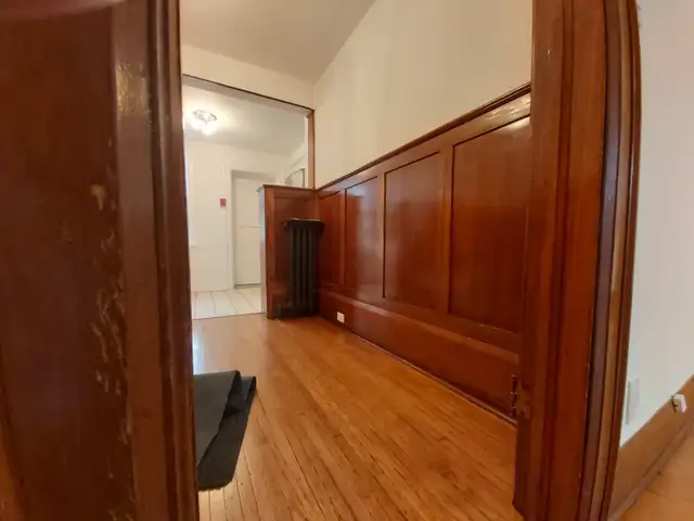 1 bedroom plus Apartment in Bloor West Village - $ 1,795 - Photo 8