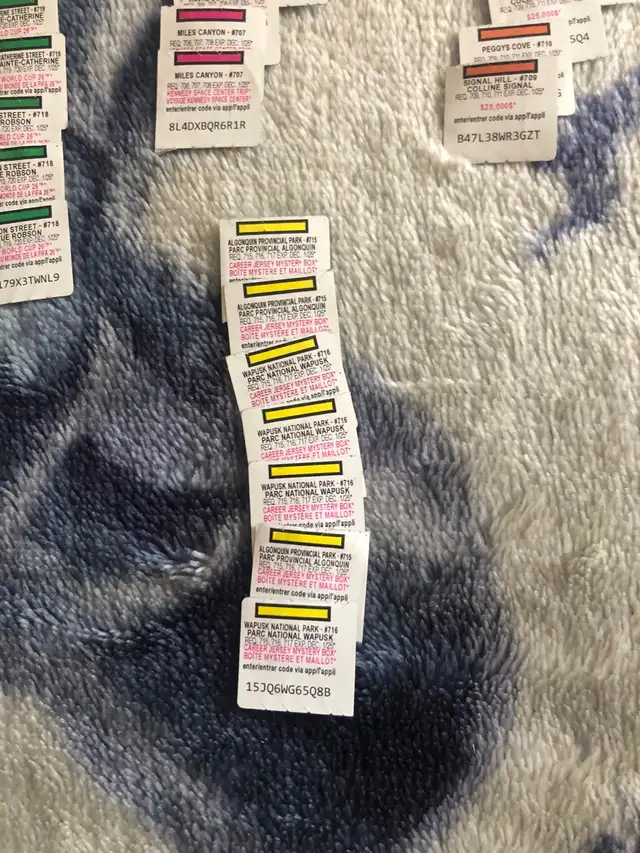 33 McDo collants à vendre - Photo 4