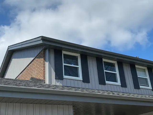Eavestrough/Gutters -  Siding - Roofing
