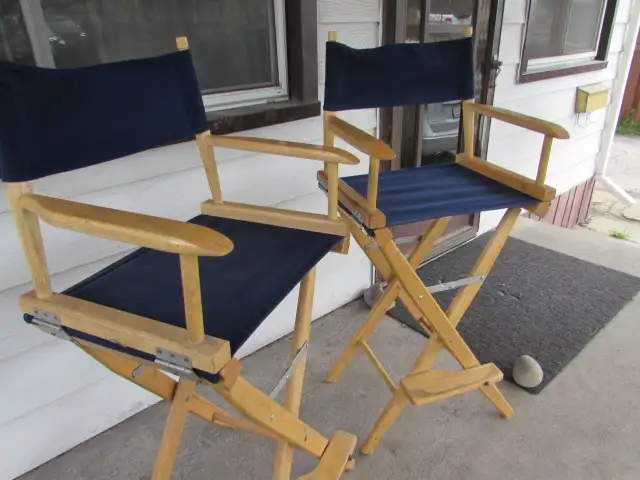 Pair of Directors Chairs - Photo 2