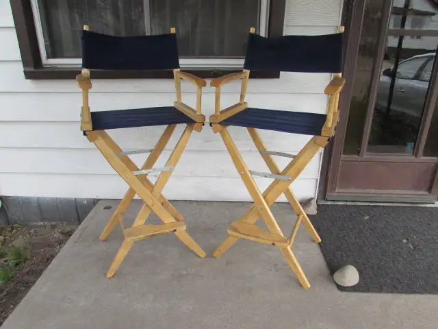 Pair of Directors Chairs - Photo 4