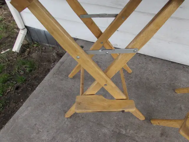 Pair of Directors Chairs - Photo 9