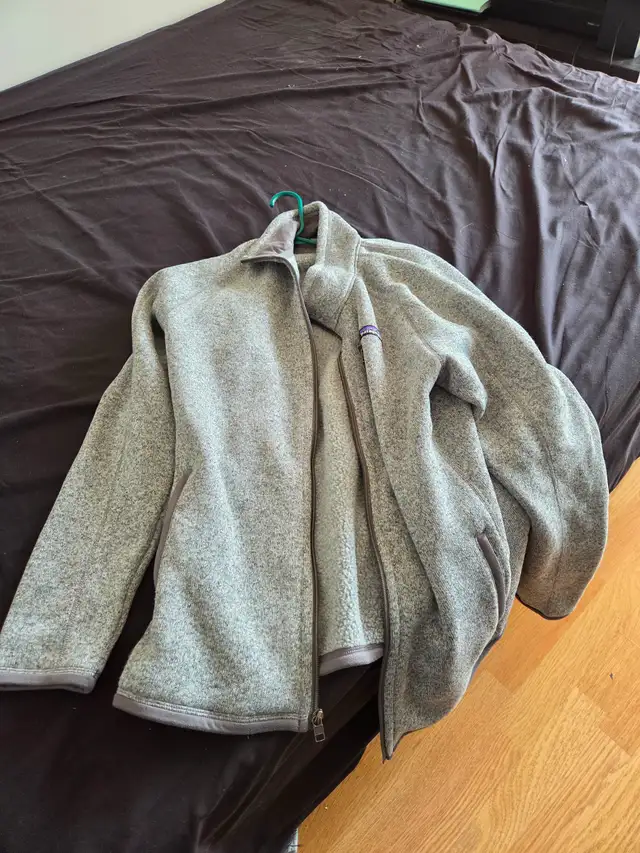 BRAND NEW PATAGONIA SWEATER