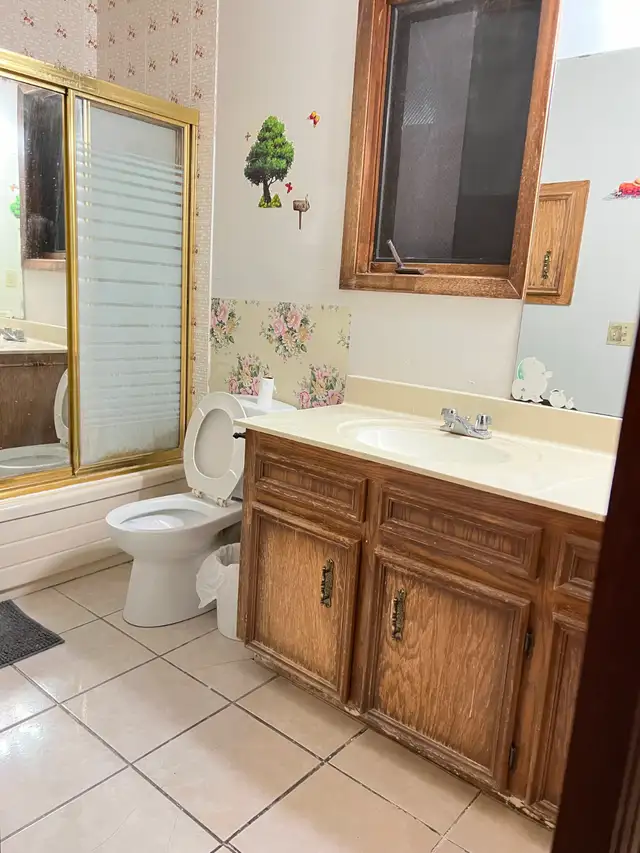 5 min Walk to Whitehorn Ctrain / Near Industrial area & Airport - Photo 9