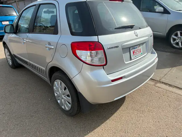 2010 Suzuki Sx4 - Photo 4