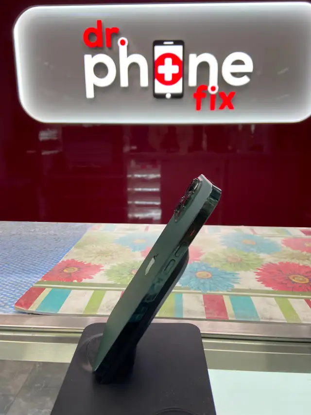Preowned iPhone 13 PRO(128GB)only for$629 with 1YR warranty - Photo 2