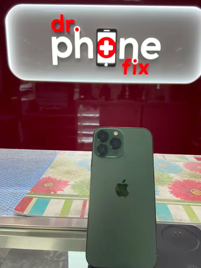 Preowned iPhone 13 PRO(128GB)only for$629 with 1YR warranty - Photo 3