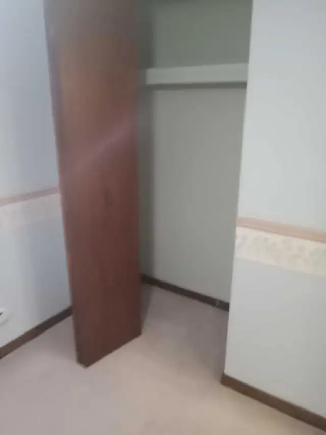 2 Private Rooms Available in South Windsor off Walker Road - Photo 7