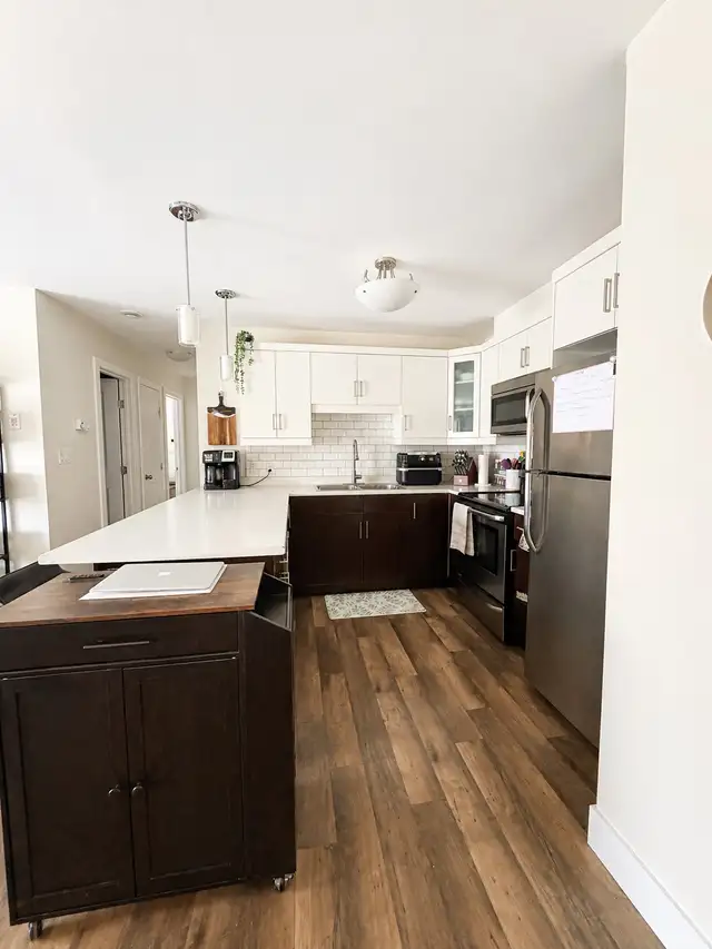 2 Bed, 1 Bath Condo For Sale - Photo 3