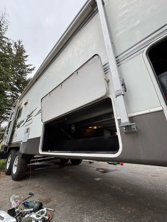 5th wheel RV
