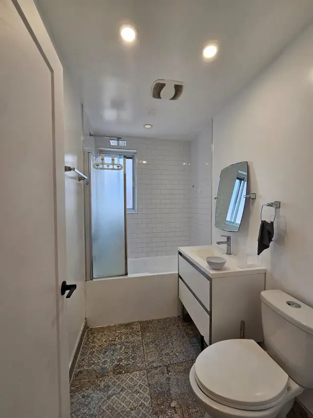 Renovated 4½ | Côte-des-Neiges | 2 Bedrooms Edouard-Montpetit - Photo 3