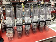 distributeur de nourriture sèche a 60$ chaques
