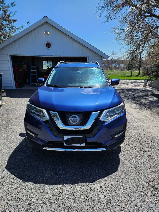 20l7 Nissan Rogue SL AWD