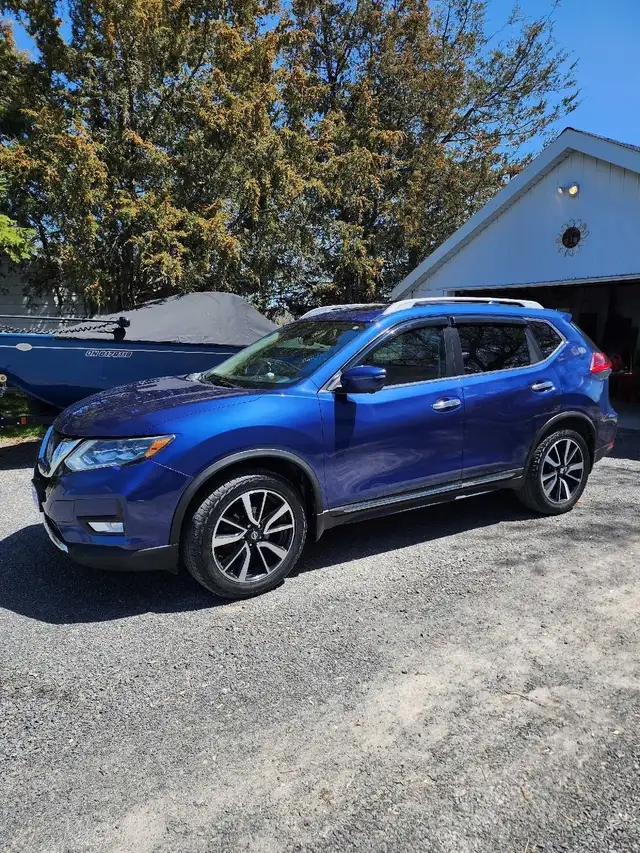 20l7 Nissan Rogue SL AWD - Photo 2