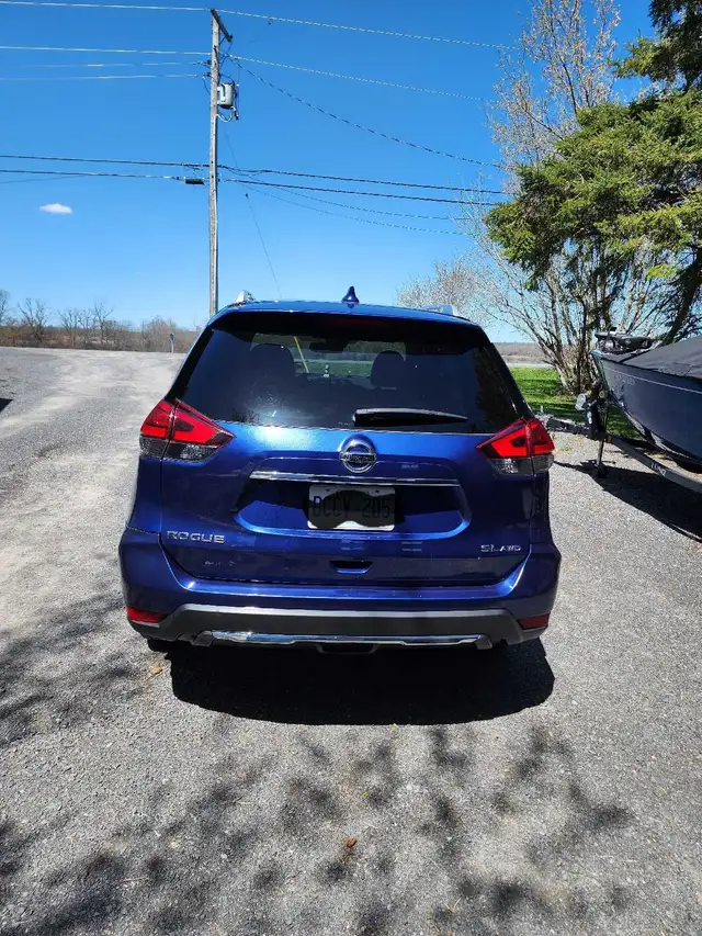 20l7 Nissan Rogue SL AWD - Photo 4