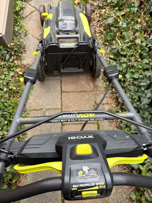 Ryobi lawnmower and weed whacker - Photo 4