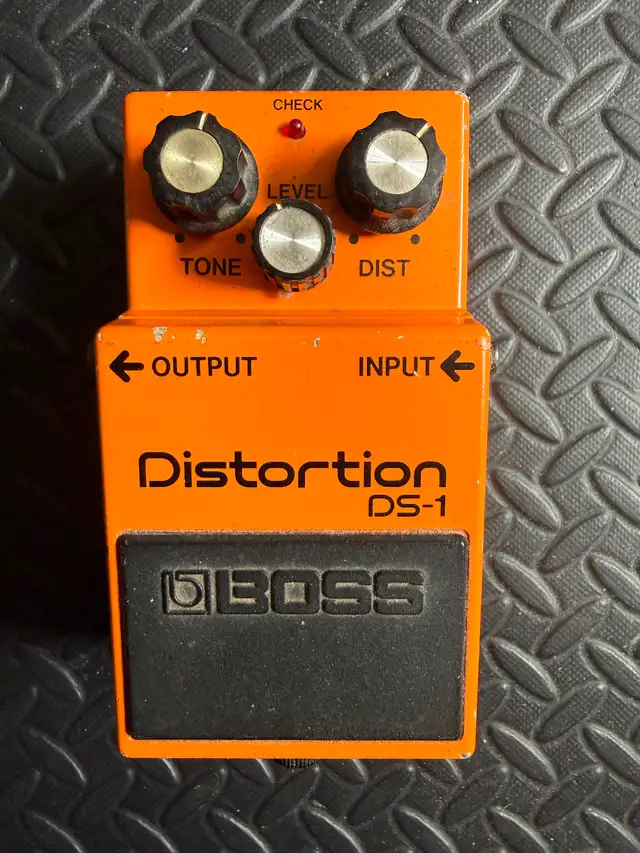 Boss DS1