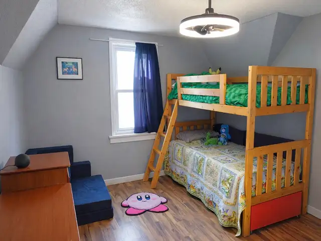 2 Bedroom - 1 Bathroom - Photo 8