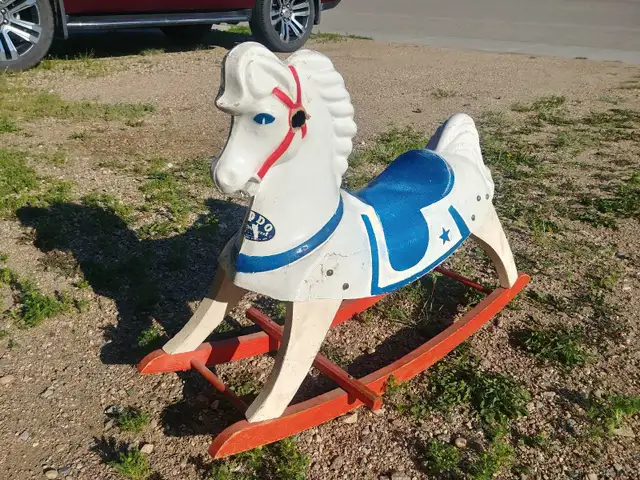 Buddo Happytime rocking horse
