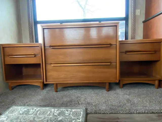 3 piece mid century dresser set