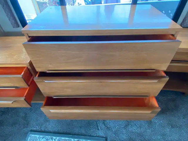 3 piece mid century dresser set - Photo 3