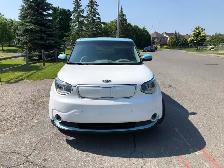 2016 Kia Soul EV / We Finance