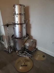 CB SP Series Drum Kit