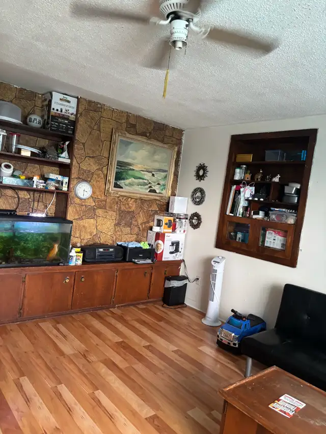 two bedroom with shared accommodation available 1stMay - Photo 6