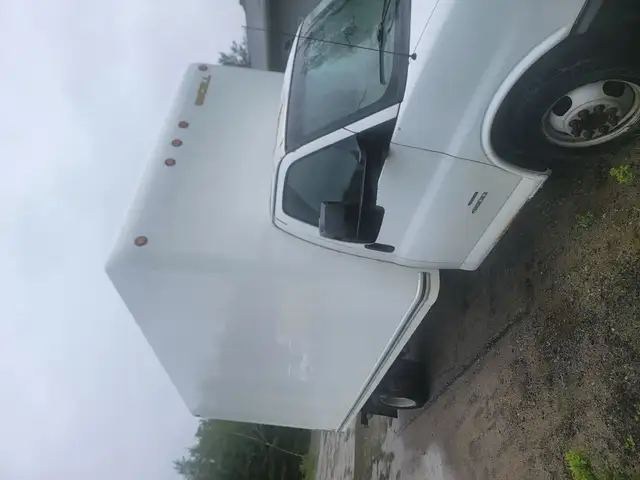 Truck for sale - Photo 4