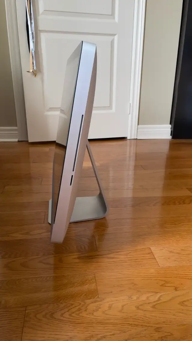 Apple iMac - 27 Inch Late 2009 - Photo 7