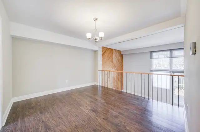 Beautiful 3-Bedroom Condo Townhouse for Sale – Prime Toronto - Photo 10