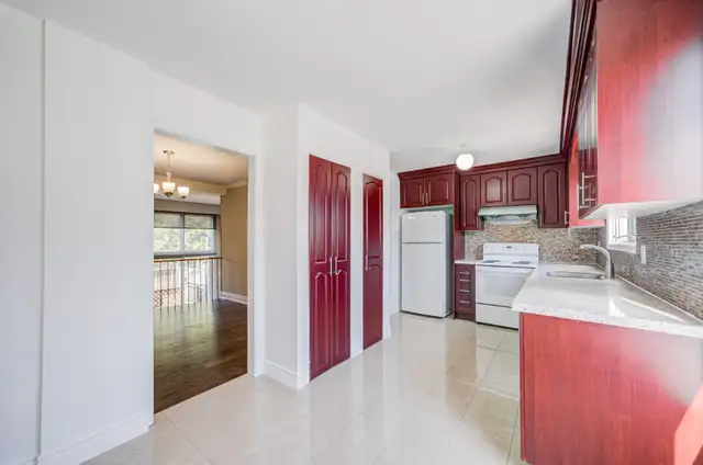 Beautiful 3-Bedroom Condo Townhouse for Sale – Prime Toronto - Photo 21