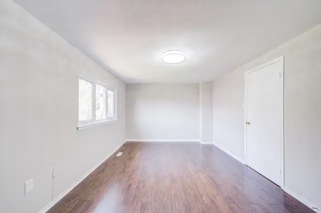 Beautiful 3-Bedroom Condo Townhouse for Sale – Prime Toronto - Photo 25