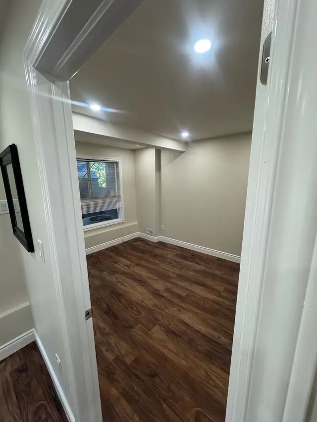 Newly Renovated Walkout Basement in the Heart of Mississauga - Photo 3