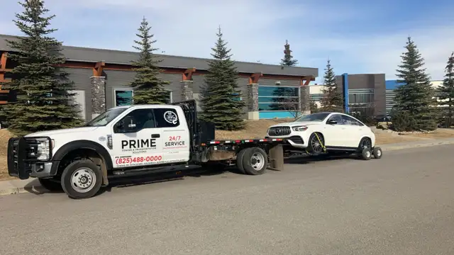 Towing & Tow Truck Service 825-488-0000 - Photo 3