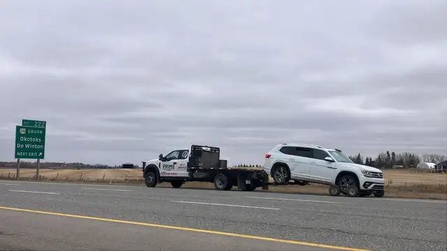 Towing & Tow Truck Service 825-488-0000 - Photo 5