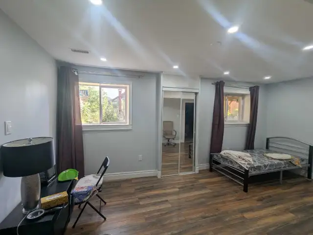 Daily Weekly Rental Apartment Brampton