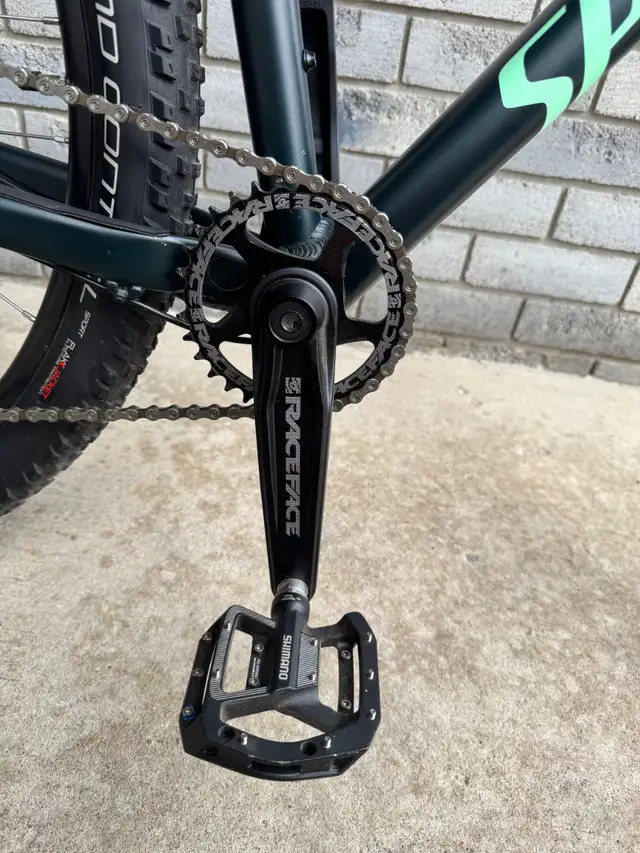 LIKE NEW! Specialized Rockhopper 29' Tons Of Upgrades. - Photo 3