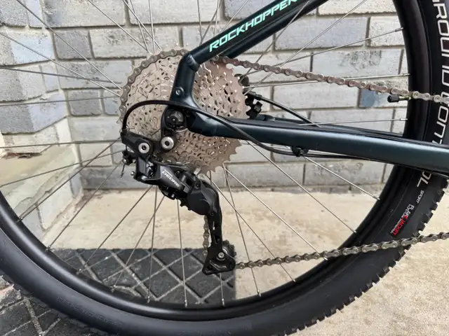 LIKE NEW! Specialized Rockhopper 29' Tons Of Upgrades. - Photo 4