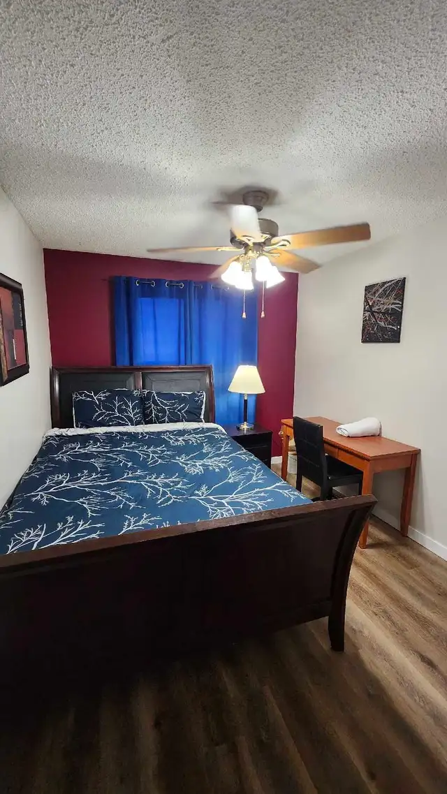 Private Furnished Queen bedroom for Rent. - Photo 2