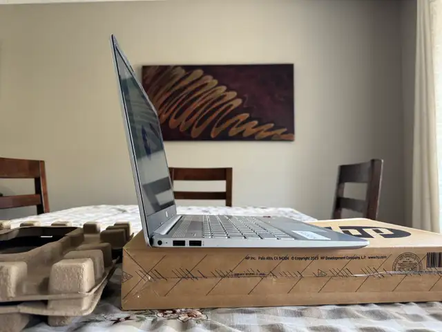 HP 15.6" Laptop AMD Ryzen 7 - 500GB SSD - 16GB RAM - Windows 12 - Photo 3